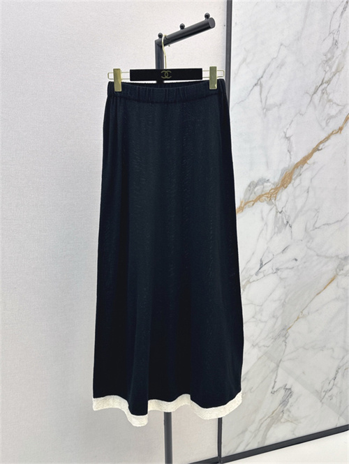 샤넬 스커트 C32996 2025/신상