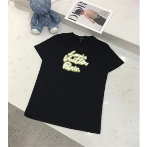 루이비통 반팔 티셔츠 L31405 2025/신상