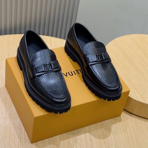 루이비통 남성용 로퍼 L95499 2025/신상