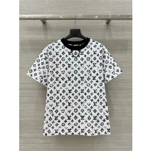 루이비통 반팔 티셔츠 L31606 2025/신상