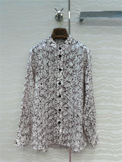 로로피아나 긴팔 셔츠 L73207 2025/신상