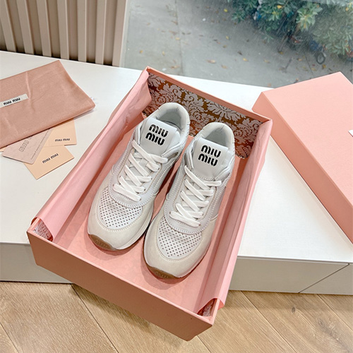 미우미우 여성용 스니커즈 M56735-2 2025/신상