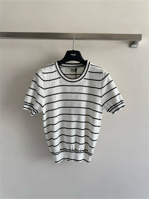 펜디 반팔 니트 F42208 2025/신상