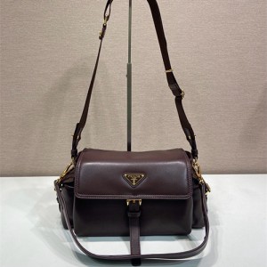 프라다 익스플로러 스웨이드 양가죽 숄더백 1BD394 2025/신상
