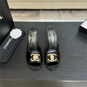 샤넬 여성용 슬리퍼 (굽높이8.5CM) C63786-1 2025/신상