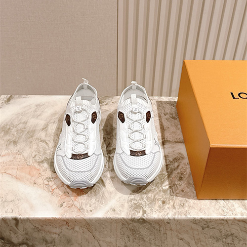 루이비통 남여공용 스니커즈 L93329-1 2025/신상