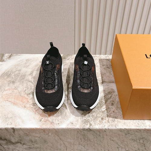 루이비통 남여공용 스니커즈 L93329-2 2025/신상