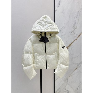 프라다 후드 패딩 자켓 (충전재-거위털) P66304 2025/신상