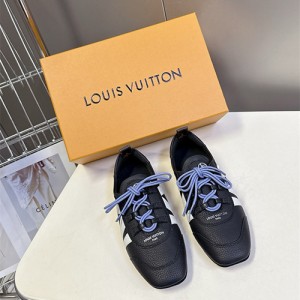 루이비통 여성용 스니커즈 L33677-2 2025/신상