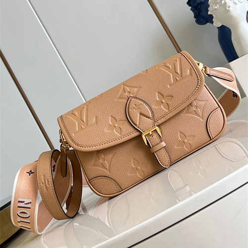 루이비통 다이앤 숄더백 M46386 2025/신상