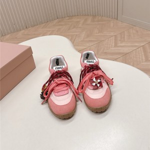 미우미우 여성용 스니커즈 M56735-2 2025/신상