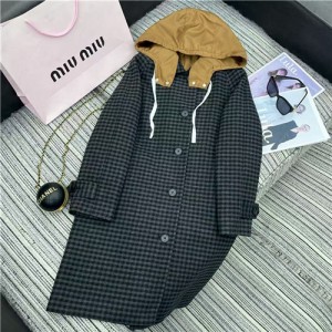 미우미우 바람막이 후드 코트 M43957 2025/신상