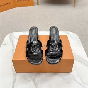 루이비통 여성용 슬리퍼 L78850-2 2025/신상