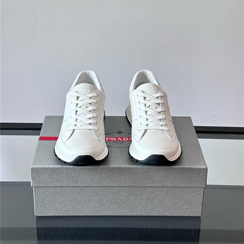 프라다 남성용 스니커즈 P99049-2 2025/신상