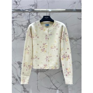 프라다 긴팔 가디건 P84107 2025/신상