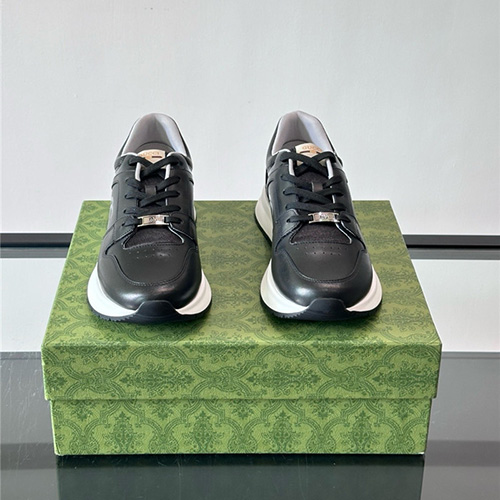 구찌 남성용 스니커즈 G85392-2 2025/신상