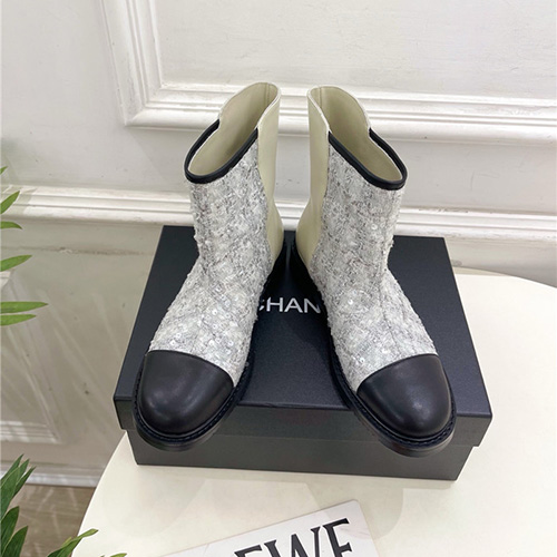 샤넬 여성용 부츠 (굽높이3CM) C46213-2 2025/신상
