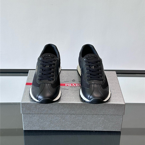 프라다 남성용 스니커즈 P99839-2 2025/신상