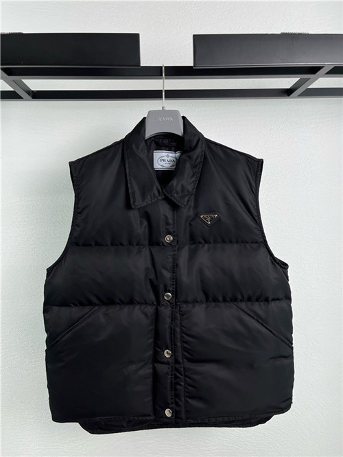 프라다 패딩 조끼 P63804 2025/신상