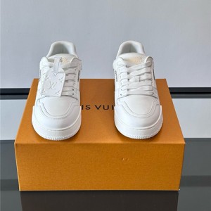 루이비통 남성용 스니커즈 L97741-1 2025/신상