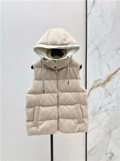 브루넬로 쿠치넬리 후드 패딩 조끼 B63991 2025/신상