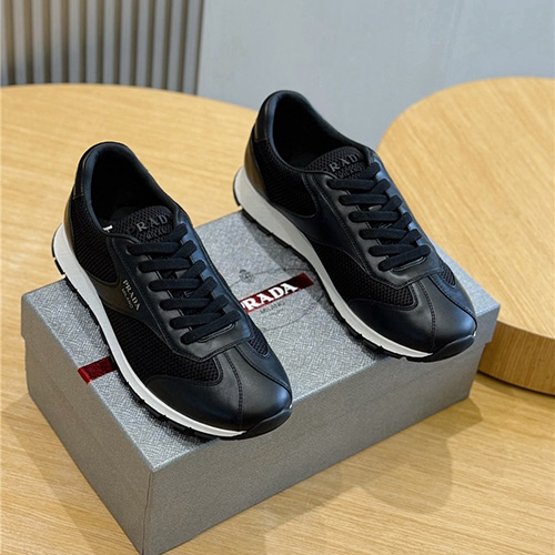 프라다 남성용 스니커즈 P10943-2 2025/신상