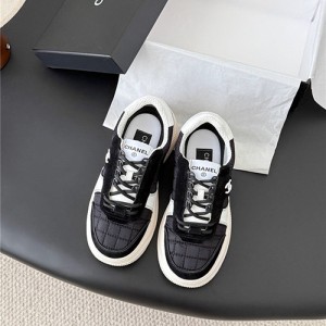 샤넬 여성용 스니커즈 C53998-2 2025/신상