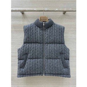 브루넬로 쿠치넬리 패딩 조끼 (충전재-거위털) B61050 2025/신상