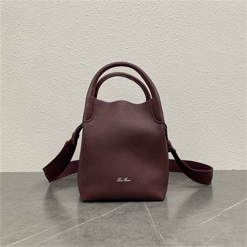 로로피아나 버킷백 스몰  LP022 2025/신상