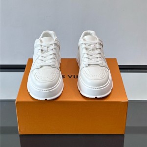 루이비통 남성용 스니커즈 L42874-2 2025/신상