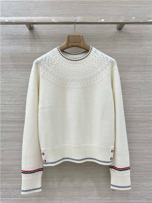 톰브라운 캐시미어 긴팔 니트 T67151 2025/신상