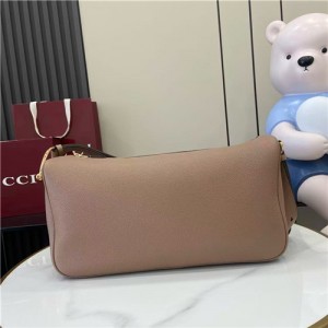 구찌 하프 홀스빗 라지 숄더백 862530 2025/신상