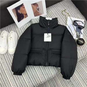 몽클레어 패딩 자켓 (충전재-거위털) M95908 2025/신상