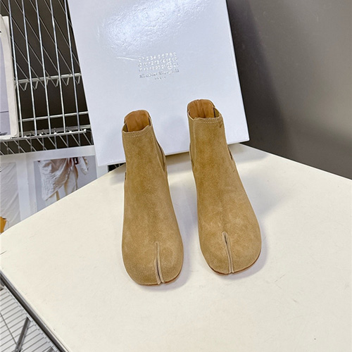 메종 마르지엘라 여성용 부츠 (굽높이6CM) M77367-1 2025/신상