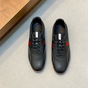 구찌 남성용 스니커즈 G89625-2 2026/신상