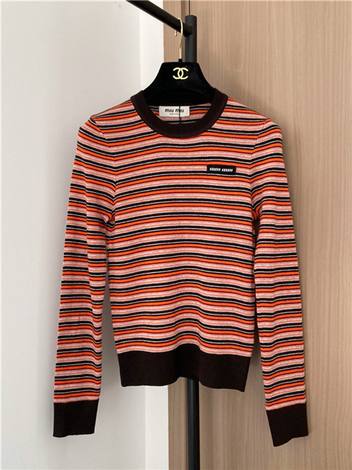 미우미우 긴팔 티셔츠 M72204 2026/신상