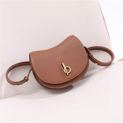 버버리 로킹 홀스 숄더백 B167168 2026/신상