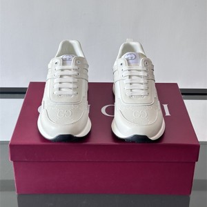 구찌 남성용 스니커즈 G82825-1 2026/신상