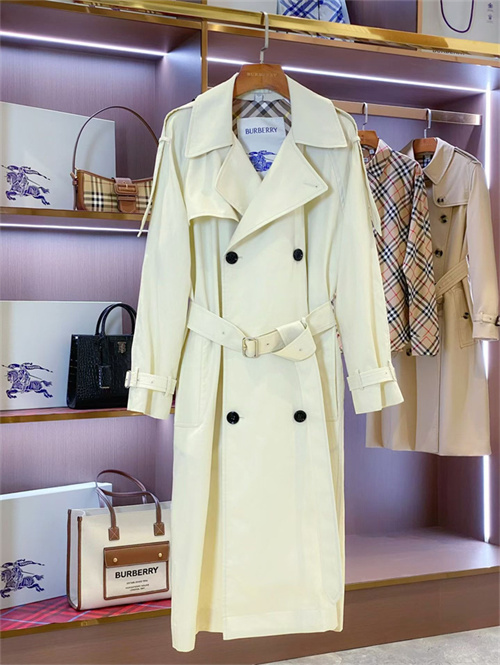 버버리 바람막이 코트 B34607 2026/신상