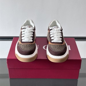구찌 남성용 스니커즈 G83235-2 2026/신상