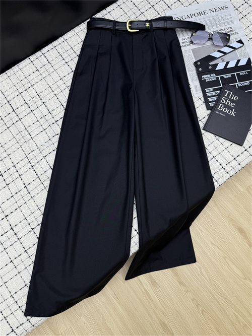 셀린느 양복 바지 C52609 2026/신상