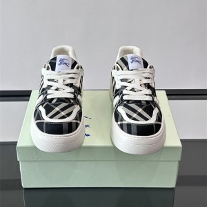 버버리 남성용 스니커즈 B68734-2 2026/신상