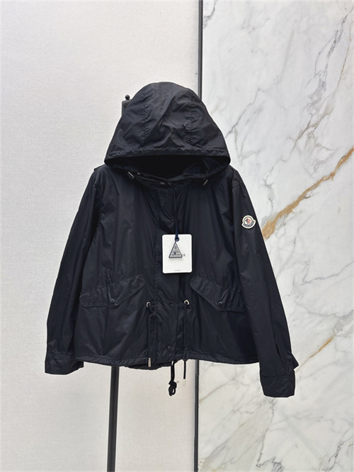 몽클레어 바람막이 후드 자켓 M42999 2026/신상