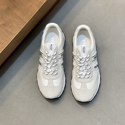프라다 남성용 스니커즈 P59857-2 2026/신상