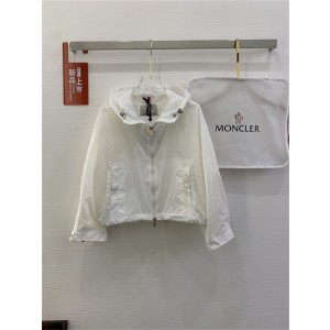 몽클레어 바람막이 후드 자켓 M53209 2026/신상