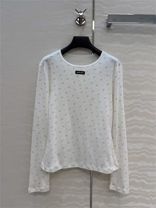 미우미우 긴팔 티셔츠 M91704 2026/신상