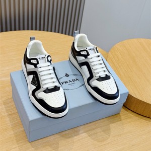 프라다 남성용 스니커즈 P59057-2 2026/신상