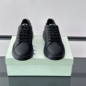 버버리 남성용 스니커즈 B68735-2 2026/신상