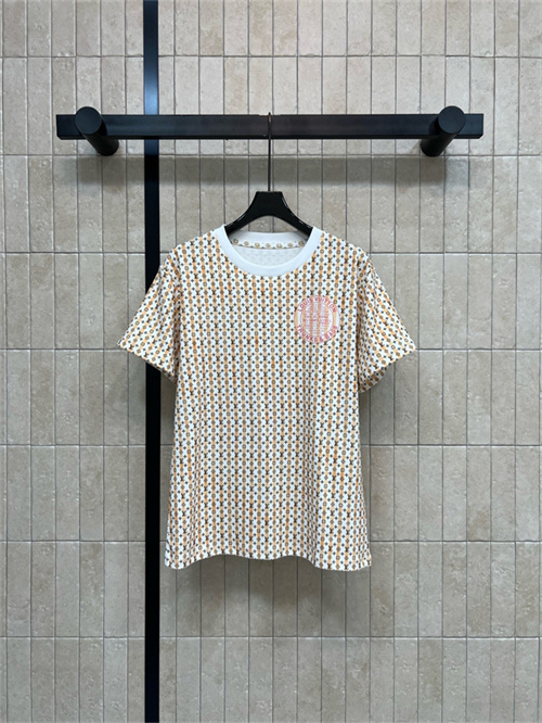 루이비통 반팔 티셔츠 L21706 2026/신상