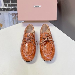 미우미우 여성용 로퍼 M73912-1 2026/신상